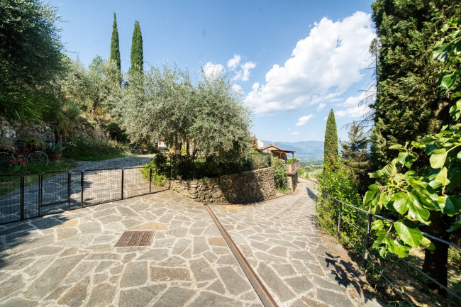 Casa colonica in vendita a Figline e Incisa Valdarno