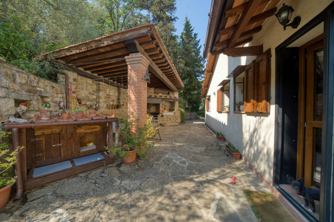 Casa colonica in vendita a Figline e Incisa Valdarno