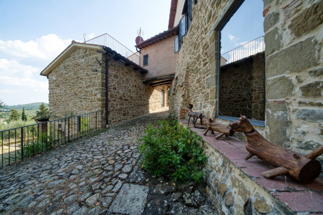 Casa colonica in vendita a Figline e Incisa Valdarno