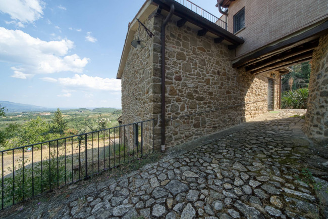 Casa colonica in vendita a Figline e Incisa Valdarno