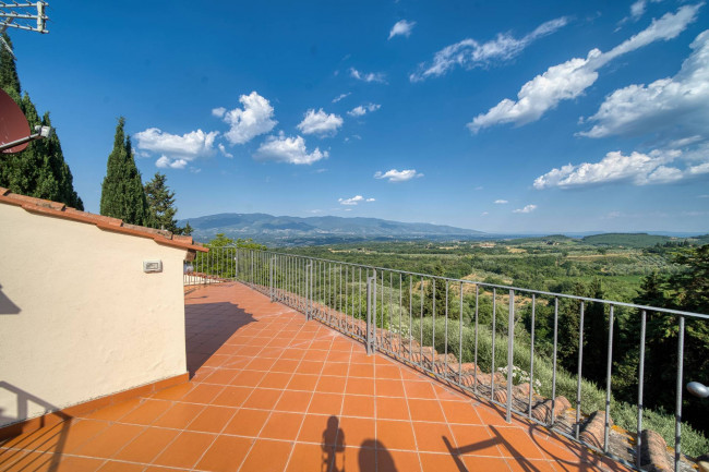 Casa colonica in vendita a Figline e Incisa Valdarno