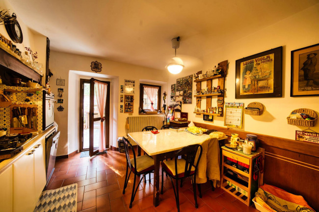 Casa colonica in vendita a Figline e Incisa Valdarno
