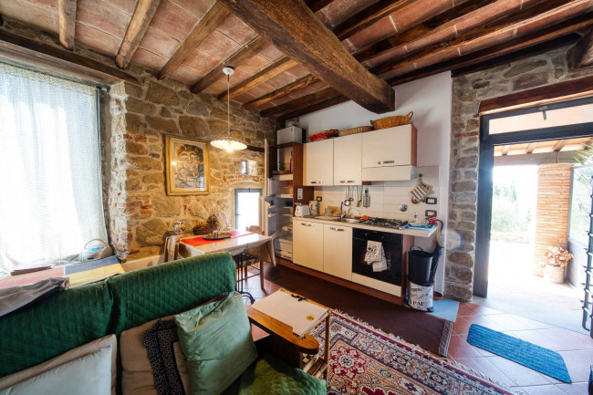 Casa colonica in vendita a Figline e Incisa Valdarno