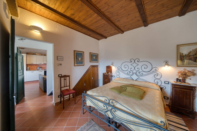 Casa colonica in vendita a Figline e Incisa Valdarno