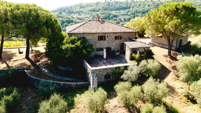 Casa colonica in vendita a Cavriglia