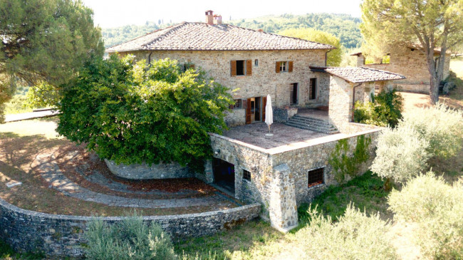 Casa colonica in vendita a Cavriglia