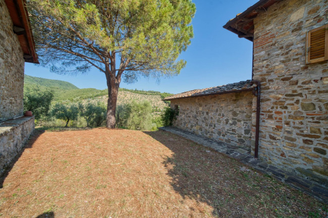 Casa colonica in vendita a Cavriglia