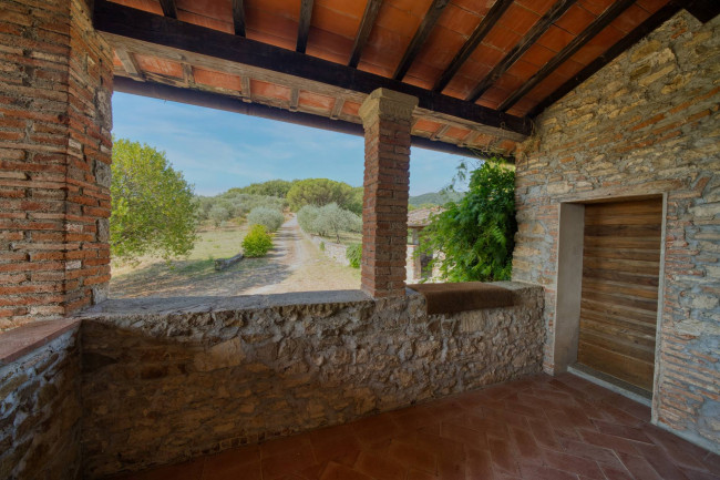 Casa colonica in vendita a Cavriglia
