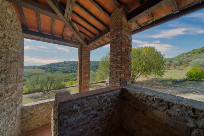 Casa colonica in vendita a Cavriglia