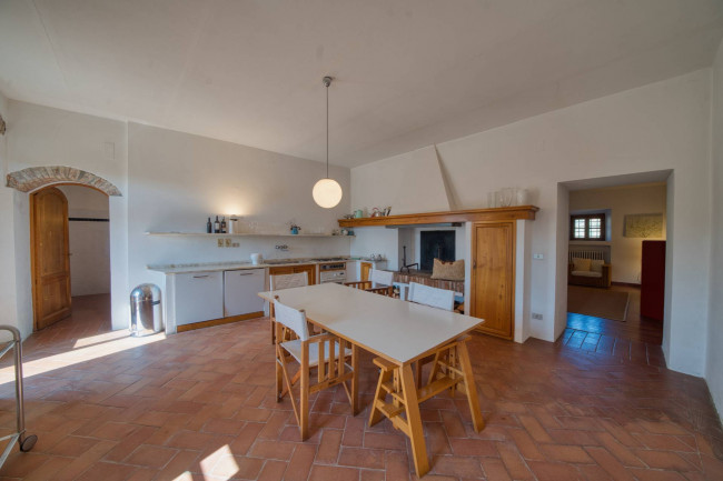 Casa colonica in vendita a Cavriglia