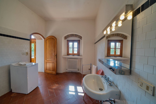 Casa colonica in vendita a Cavriglia