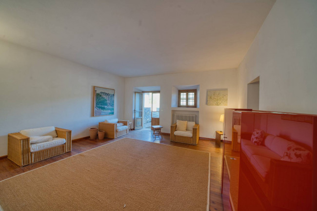 Casa colonica in vendita a Cavriglia