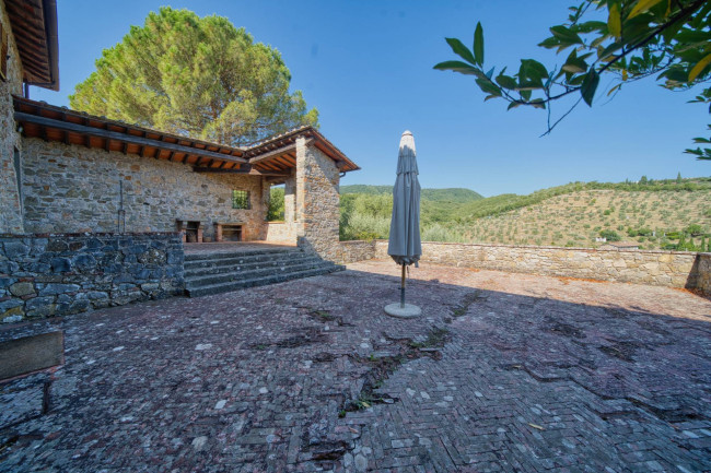 Casa colonica in vendita a Cavriglia