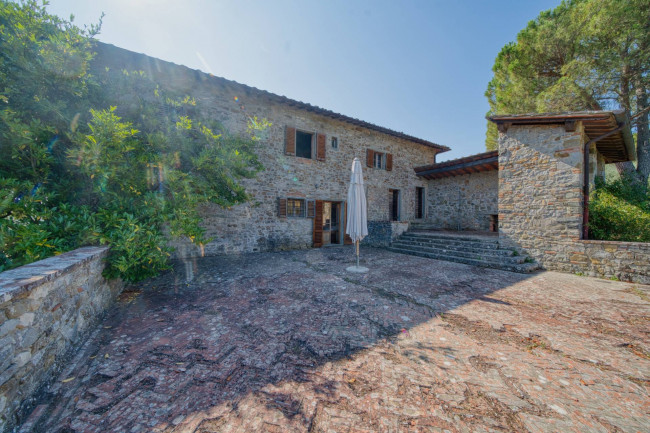 Casa colonica in vendita a Cavriglia