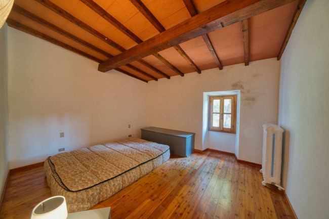 Casa colonica in vendita a Cavriglia
