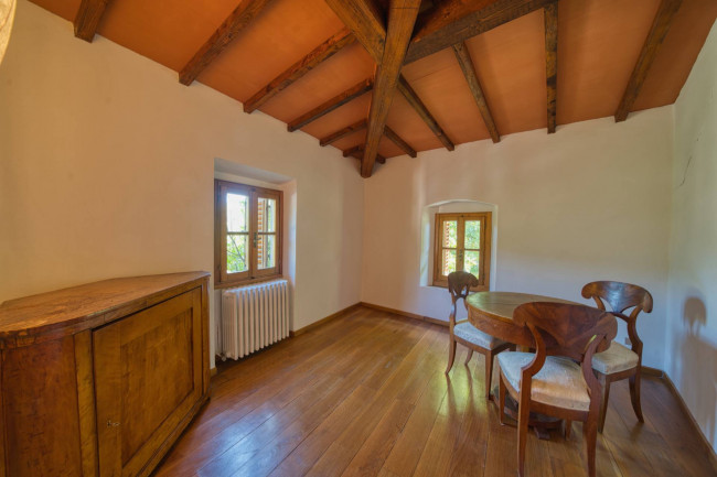 Casa colonica in vendita a Cavriglia