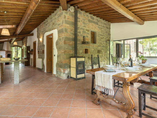 Casa colonica in vendita a Figline e Incisa Valdarno