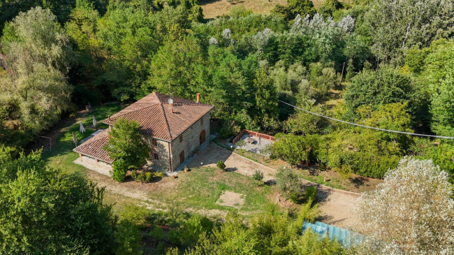 Casa colonica in vendita a Figline e Incisa Valdarno