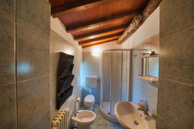 Casa colonica in vendita a Reggello
