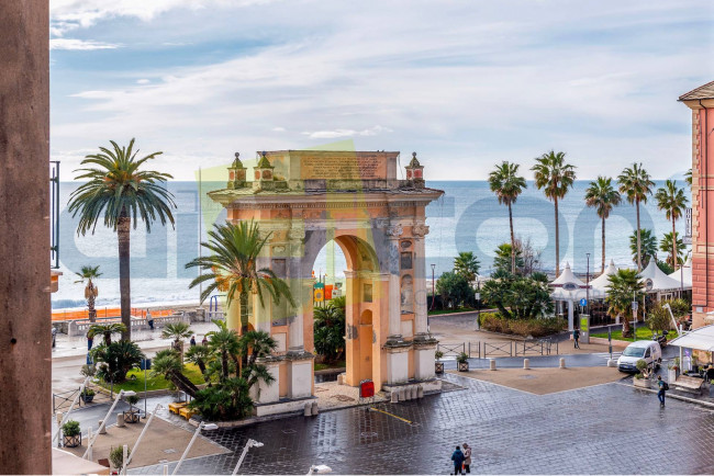 Appartamento in Vendita a Finale Ligure