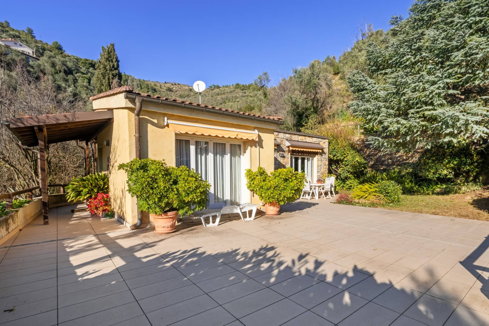 Villa in vendita a Sanremo (IM)