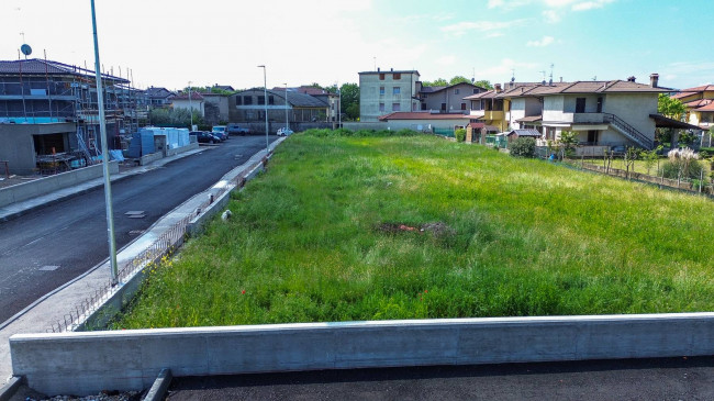 Terreno edificabile in vendita a Colombaro, Corte Franca (BS)