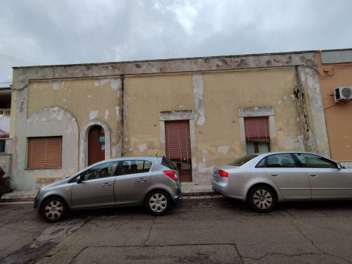 Casa Indipendente in vendita a Cellino San Marco