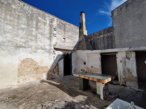 Casa Indipendente in vendita a Cellino San Marco