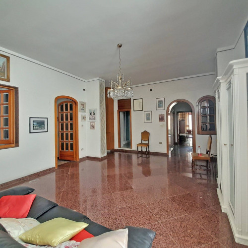 Casa Indipendente in vendita a Brindisi