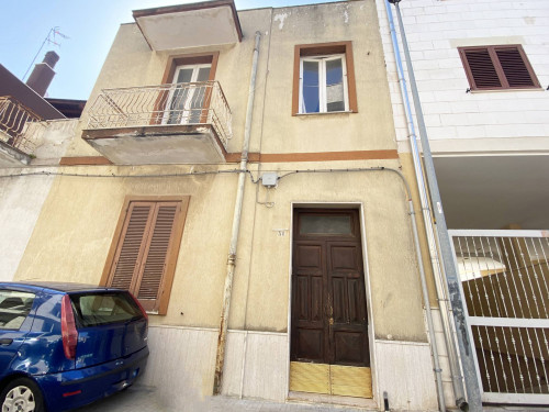 Casa Indipendente in vendita a Brindisi