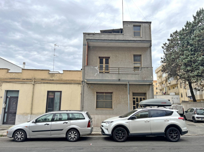 Casa Indipendente in vendita a Brindisi