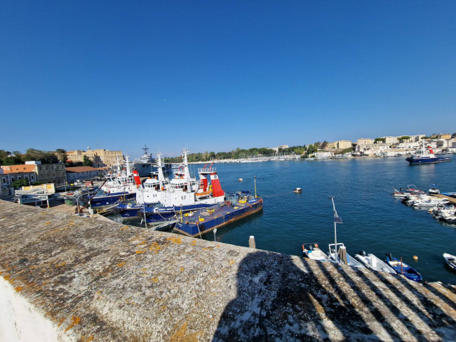 Appartamento in vendita a Brindisi