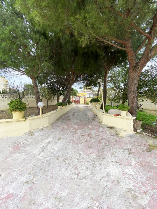 Villa singola in vendita a Brindisi