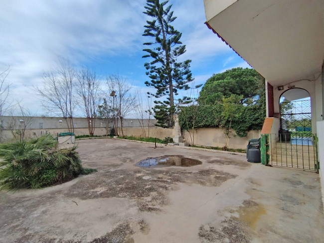  for sale in San Pietro Vernotico