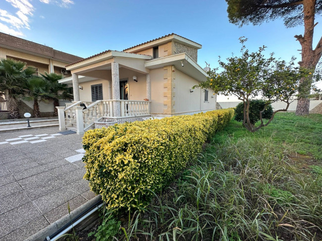  for sale in San Pietro Vernotico