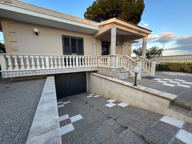  for sale in San Pietro Vernotico