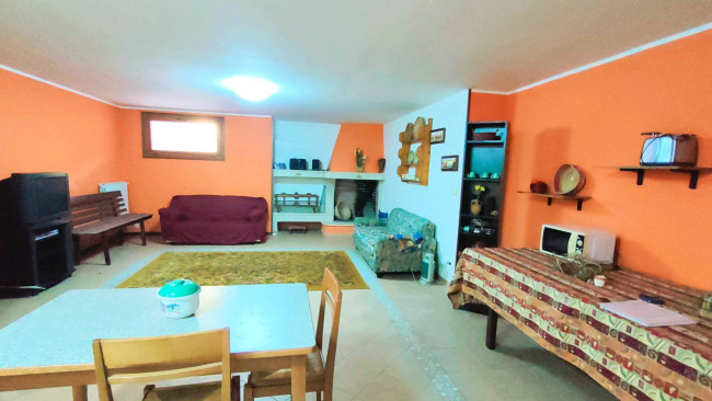  for sale in San Pietro Vernotico