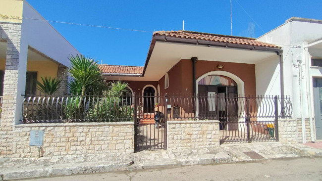  for sale in San Pietro Vernotico