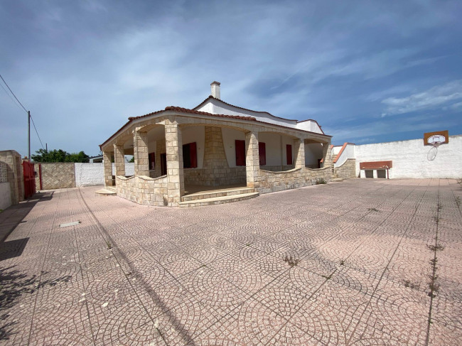 Villa singola in vendita a Brindisi