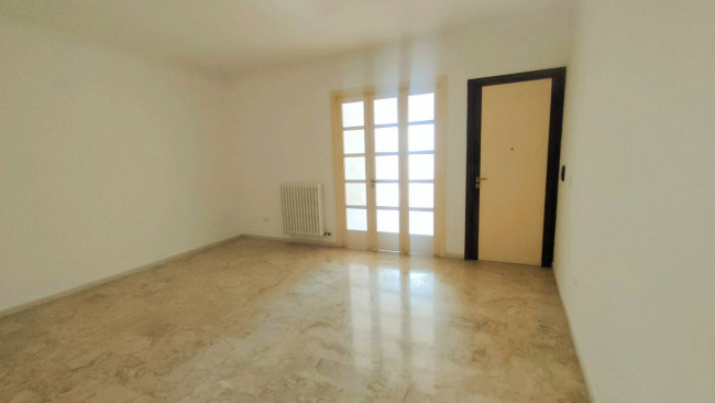  for sale in San Pietro Vernotico