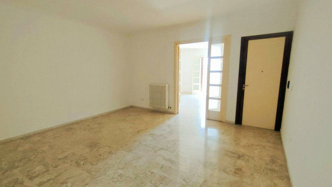  for sale in San Pietro Vernotico