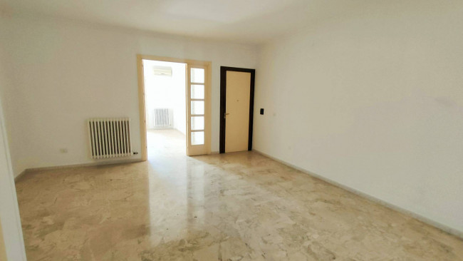  for sale in San Pietro Vernotico