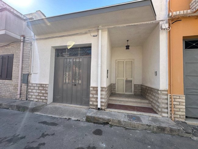  for sale in San Pietro Vernotico