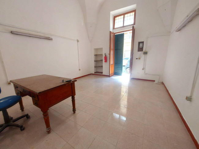  for rent in Brindisi