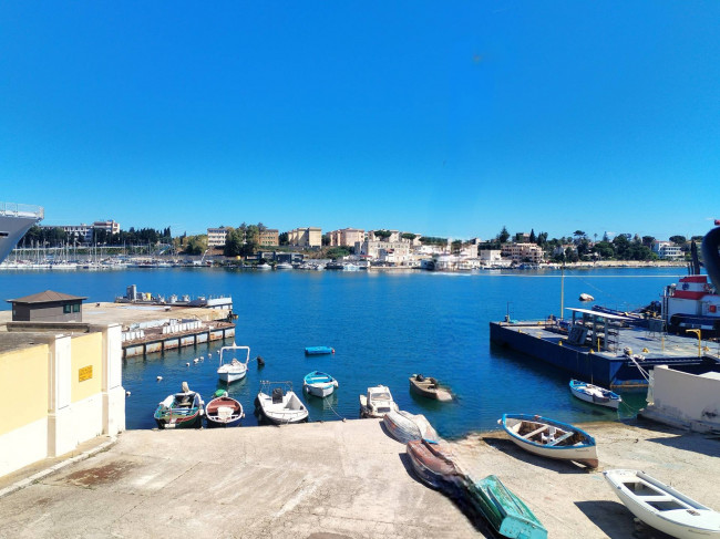 Casa Indipendente in vendita a Brindisi