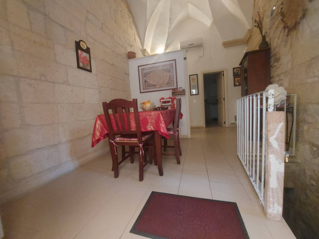  for sale in Lecce