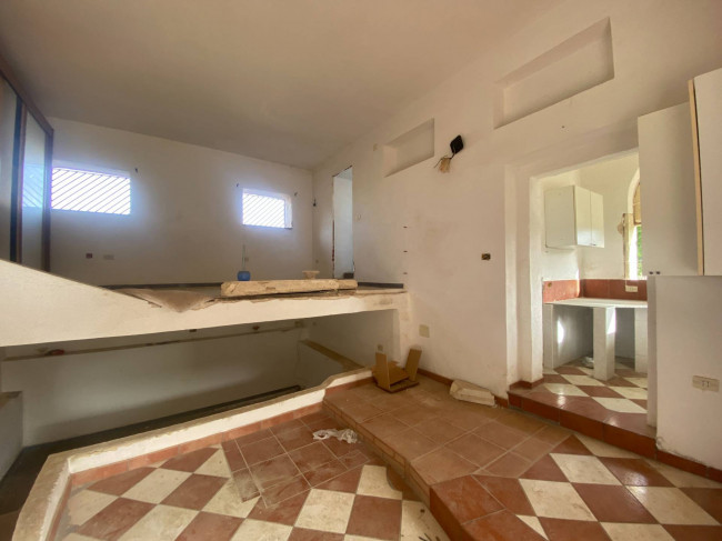 Casa Indipendente in vendita a Torricella
