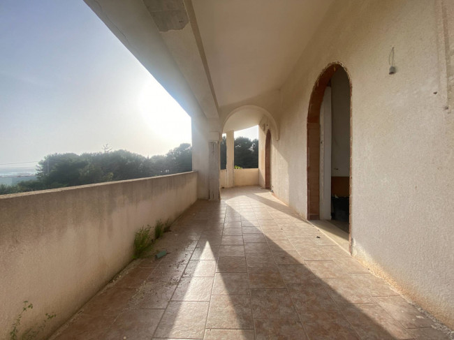 Casa Indipendente in vendita a Torricella