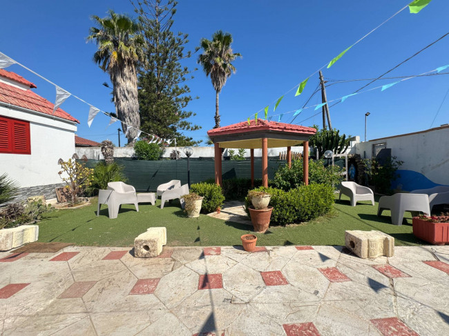 Villa a schiera in vendita a Brindisi