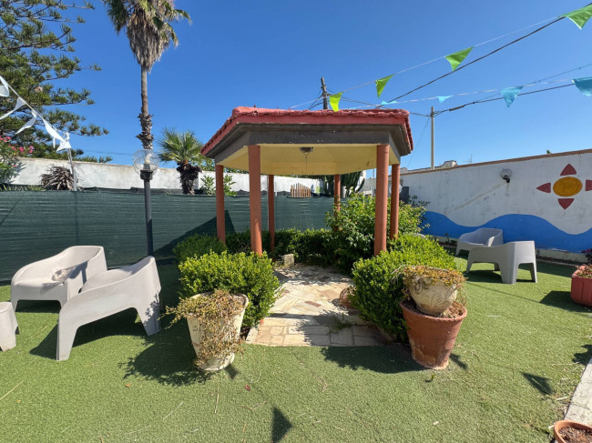 Villa a schiera in vendita a Brindisi